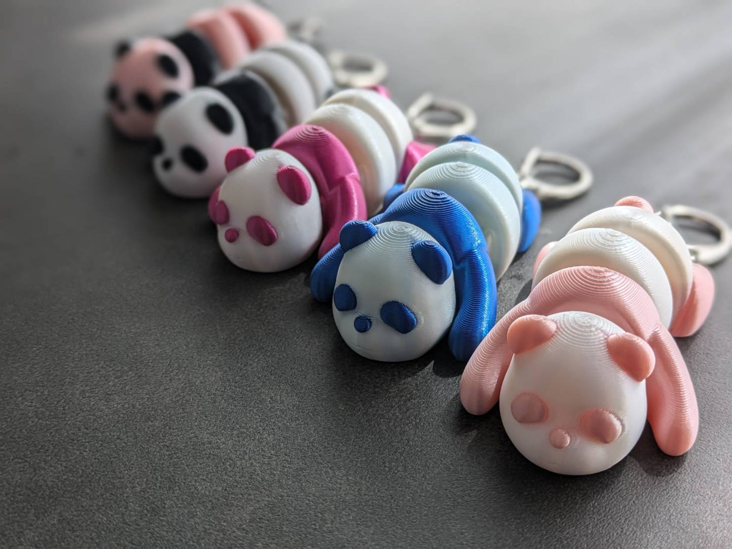 赤ちゃんパンダ　ふりふりキーホルダー(全4色×全2サイズ)