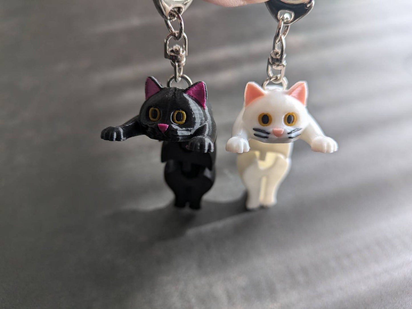 ふりふりにゃんこキーホルダー